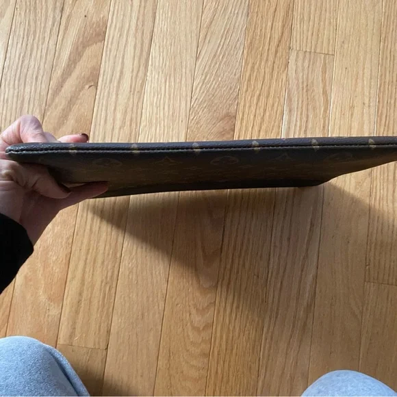 Louis Vuitton daily pouch - Picture 6 of 17